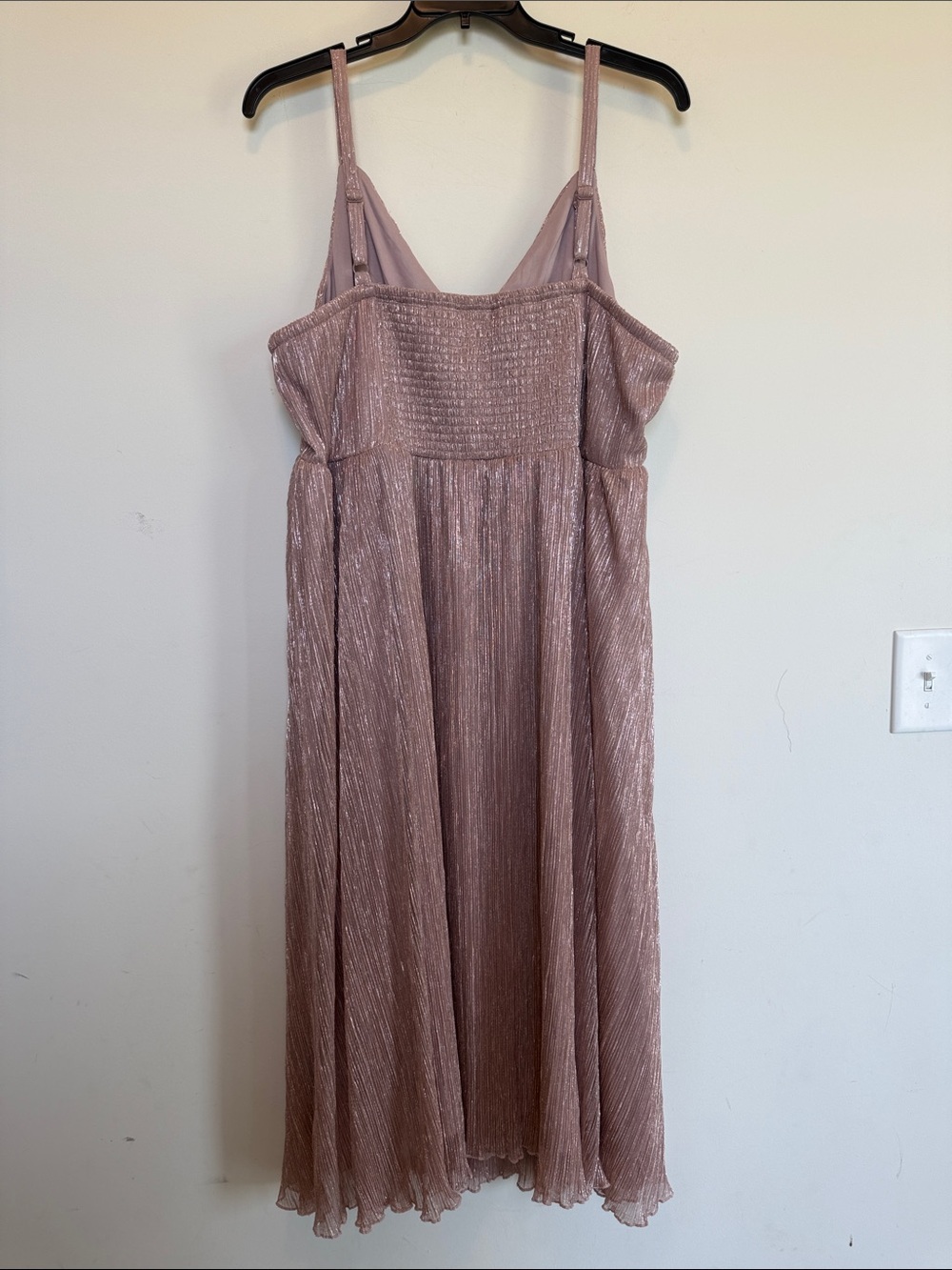 Torrid Rose Gold Metallic Pleated Maxi Dress - Picture 5 of 7